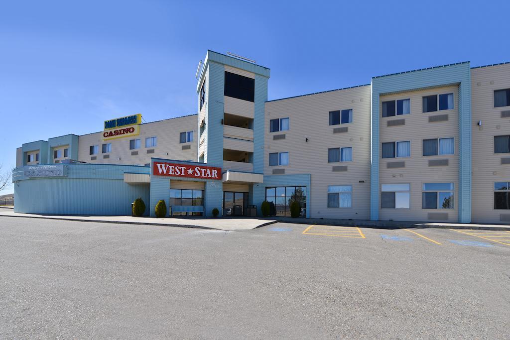 West Star And Casino Jackpot